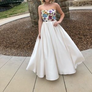SHERRI HILL PROM DRESS 52038
